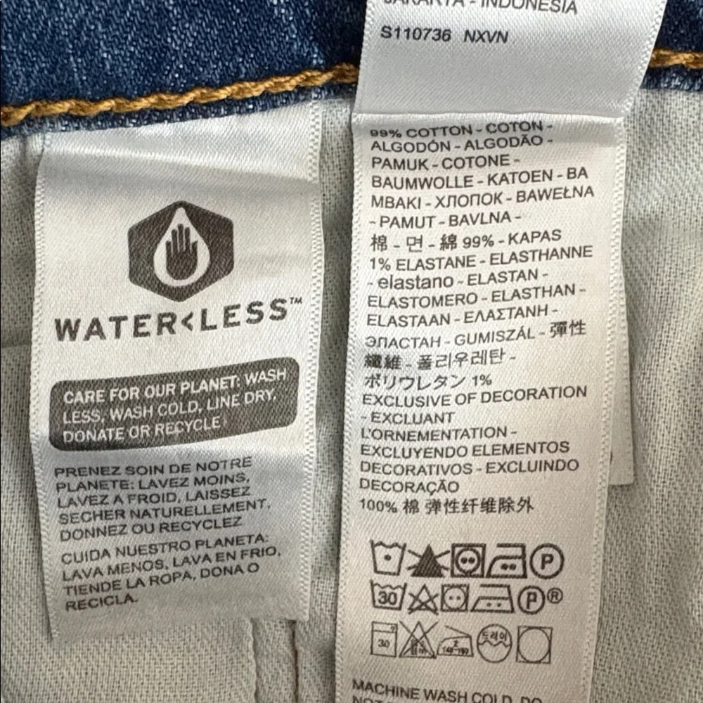 Levis nwt classic